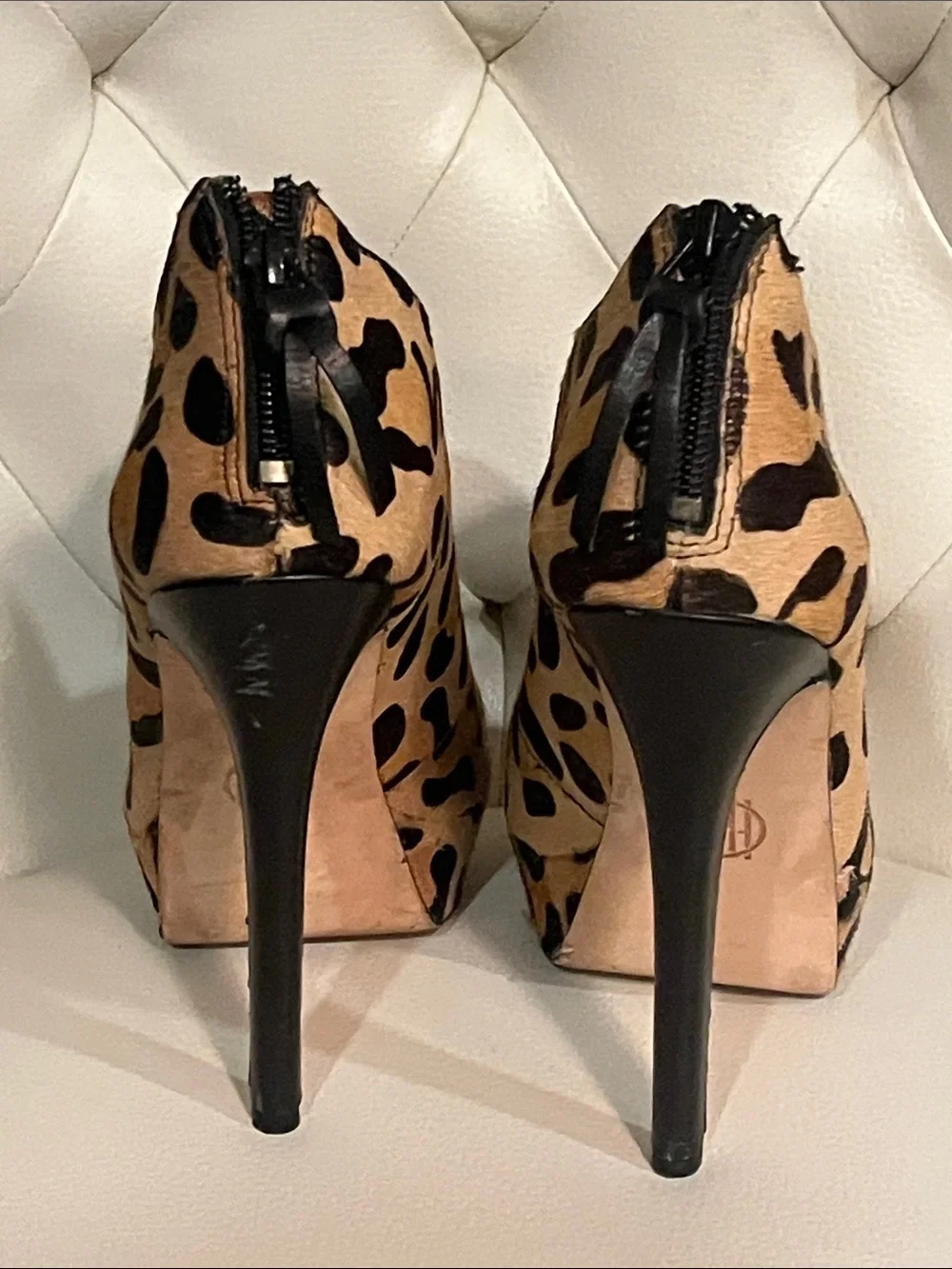 House of Harlow 1960 Leopard Print Platform Booties Tan Black Size 8 EU 38.5